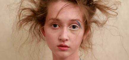 Что делать, чтобы волосы не пушились: 9 лайфхаков и 8 продуктов