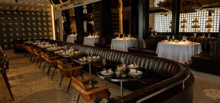 Coach открыл первый ресторан в Индонезии