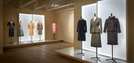 В Музее моды и кино SCAD FASH открылась выставка «Кристобаль Баленсиага: мастер портного дела»