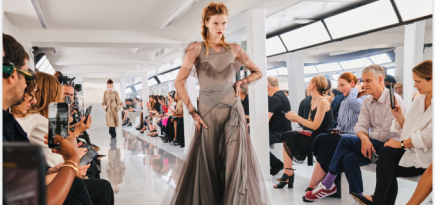 Supreme и Maison Margiela выпустят совместную коллекцию худи