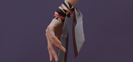 Платок Dior — выбор Buro 24/7