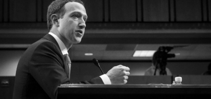 Пользователи твиттера сравнили Марка Цукерберга с роботом