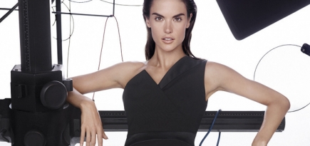 Алессандра Амбросио стала лицом рекламной кампании Pinko