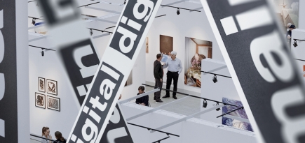 Диджитал-искусство и сила регионов: чем запомнится Cosmoscow 2022