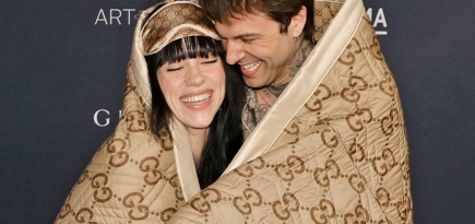 Couple goals: выйти в свет под одним одеялом, как Билли Айлиш и Джесси Разерфорд. Одеяла мы уже выбрали!