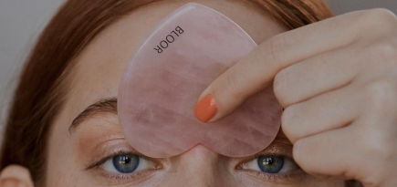 Для расслабления и снятия отеков: гид по массажу гуаша