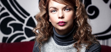 Алиса Гребенщикова: \"Когда приходят школьники, спектакль практически сорван\"