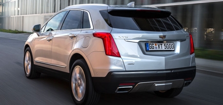 Премиальный кроссовер Cadillac XT5 пришел на замену SRX
