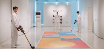 Компания Dyson представила новинки в формате интерактивной инсталляции