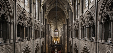 Gucci покажет круизную коллекцию в Вестминстерском аббатстве