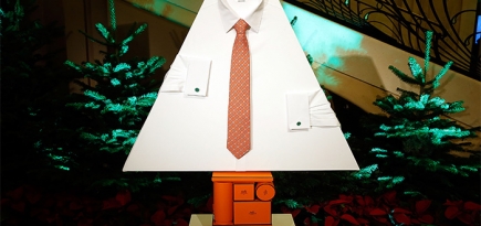 Парад елок на Елисейских Полях: от Chanel, Jean Paul Gaultier, Emanuel Ungaro и других