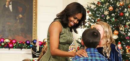 Мишель Обама представила рождественское убранство Белого дома