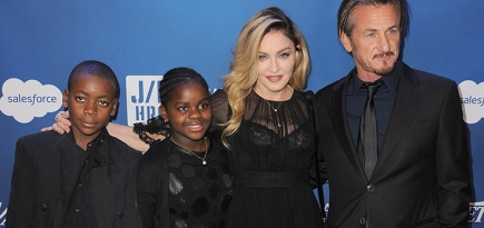 Благотворительный вечер Шона Пенна в Беверли-Хиллз