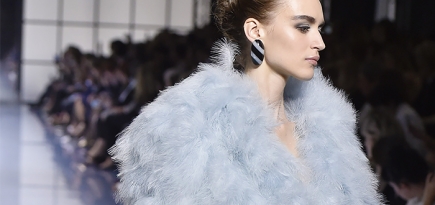 Показ Giorgio Armani пройдет в середине миланской недели моды