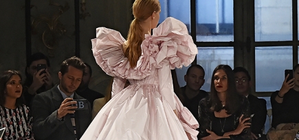 Обзор Buro 24/7: Giambattista Valli Couture, весна-лето 2017