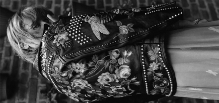 Первый взгляд: костюмы, которые Gucci сделал для тура Florence + The Machine