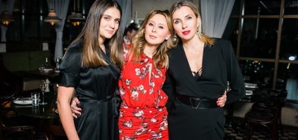 Гости ужина лондонского шеф-повара Олли Дабу в ресторане BURO. TSUM