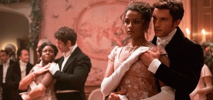 Макияж, как у Кейт Шармы из «Бриджертонов»: кто отвечает за образы в новых сериалах 2022-го