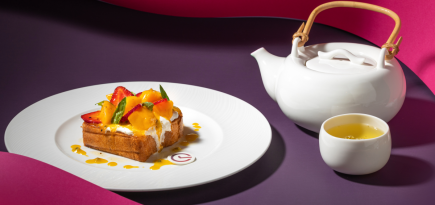 «СберПервый», нейросеть Kandinsky 2.1 и рестораны «Кофемания» приготовили первый AI завтрак