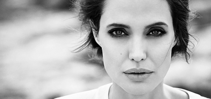 Анджелина Джоли открыла лондонский Центр по борьбе с насилием