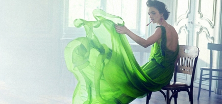 Мариякарла Босконо в весенней рекламной кампании Alberta Ferretti