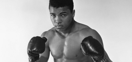 Морган Фриман и Реге-Жан Пейдж выступят продюсерами сериала о Мухаммеде Али