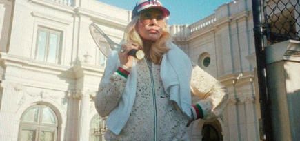 Фэй Данауэй играет в теннис с Соко в новой кампании Gucci