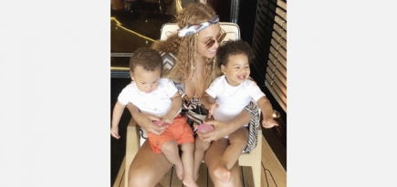 Бейонсе показала первое «домашнее» фото с близнецами Сэром и Руми