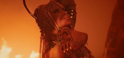 Ники Минаж сыграла свергнутую королеву в видео «Ganja Burn»