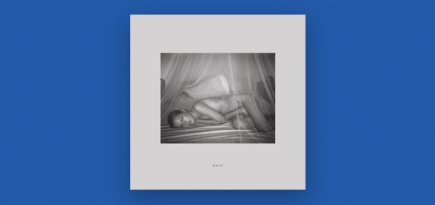 Фотограф Марио Сорренти выпустил книгу со снимками юной Кейт Мосс