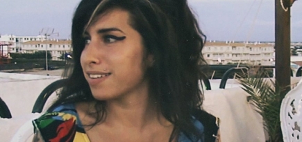 Голограмма Эми Уайнхаус отправится в тур в следующем году