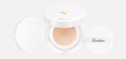Кушон Bee Glow Aqua Cushion от Guerlain — выбор Buro 24/7
