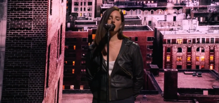 Лана Дель Рей исполнила свою новую песню на презентации Apple