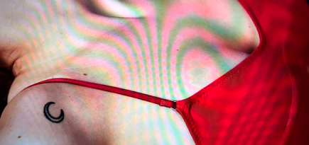 Феромоны и афродизиаки в парфюмерии: они работают или нет?