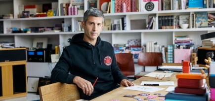 Mango выпустил коллаборацию со шведским уличным художником