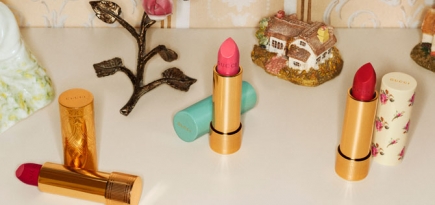 В России стартовали продажи помад из новой коллекции Gucci Makeup
