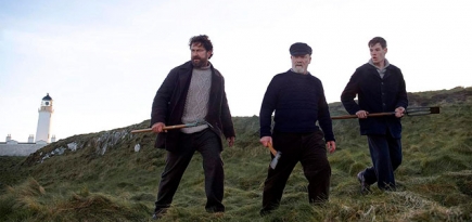 Джерард Батлер работает смотрителем маяка в трейлере фильма «The Vanishing»