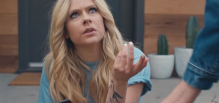 Аврил Лавин выпустила видео на песню «Tell Me Itʼs Over»