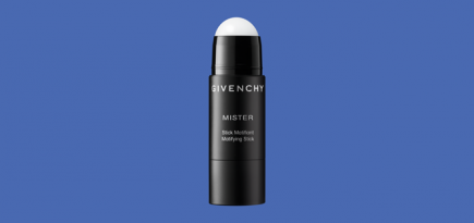 Матирующий стик для лица от Givenchy — выбор Buro.