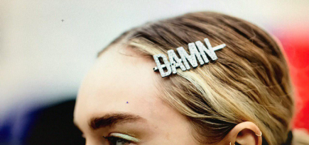 Спецодежда и брюки с тасманским дьяволом: что носят на неделе моды в Нью-Йорке