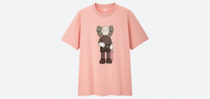Uniqlo назвал дату старта продаж новой коллаборации с KAWS в России