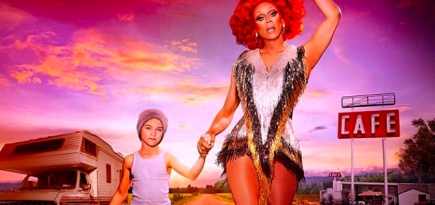 Netflix выпустил трейлер комедийного сериала с РуПолом