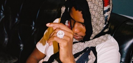 A$AP Rocky показал, как завязывать платок в стиле babushka boi