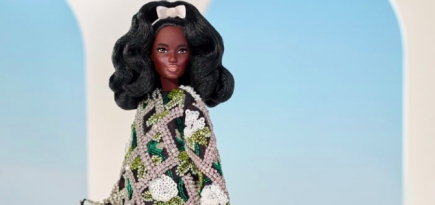 Ричард Куинн продемонстрировал первый образ из новой коллекции с помощью Барби