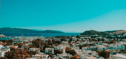 Россия открывает авиасообщение с курортными городами Турции