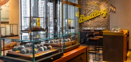 В московском отеле The Ritz-Carlton открылся бутик Breitling