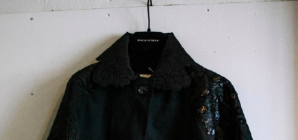 Mackintosh сделал еще одну коллаборацию с Cecilie Bahnsen