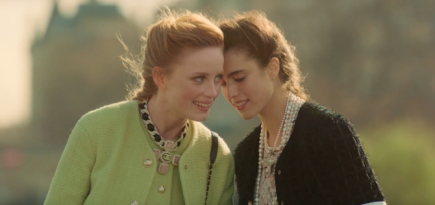 Маргарет Куэлли и Рианна ван Ромпей снялись в видеокампании Chanel