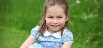 Кейт Миддлтон показала новые фотографии принцессы Шарлотты в честь её дня рождения