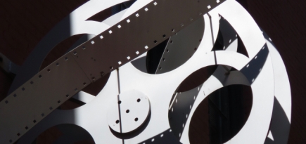 Ольга Любимова заявила, что кинопрокат в России возобновится «светлыми и простыми фильмами»